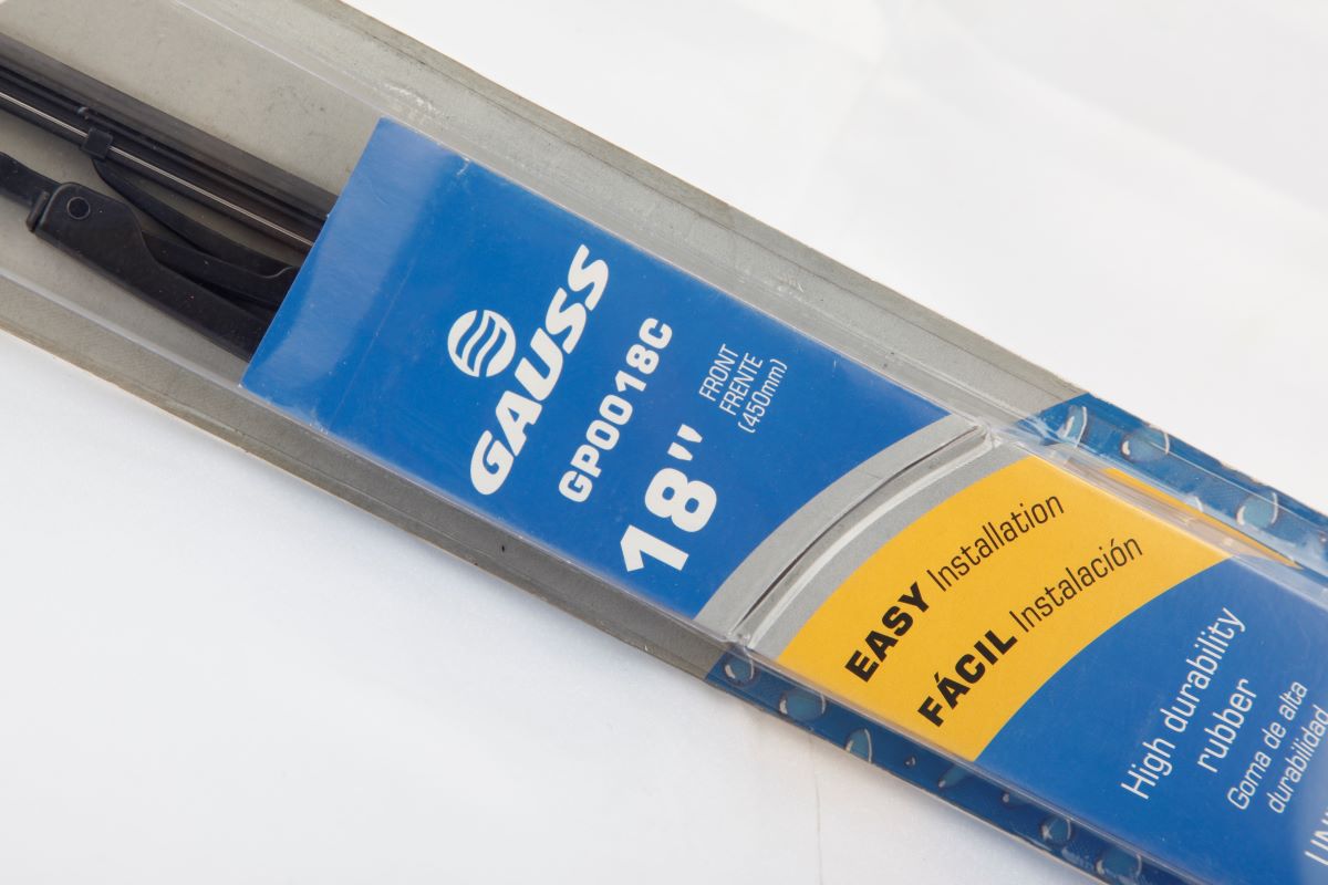 CEPILLO LIMPIA PARABRISAS GAUSS GP0018C 450MM 18¨